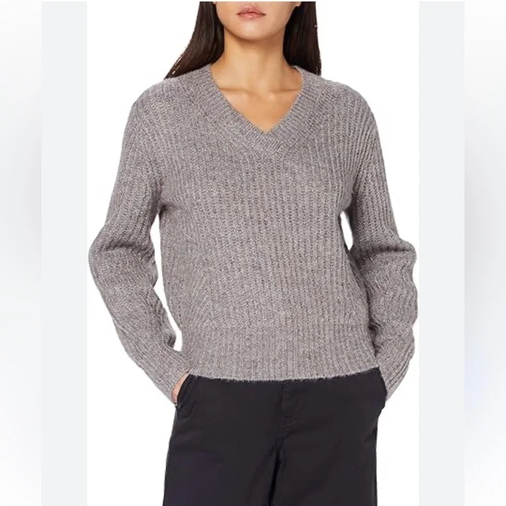 Scotch and Soda wool blend v-neck pullover sweater. Size XS. Very good cond.